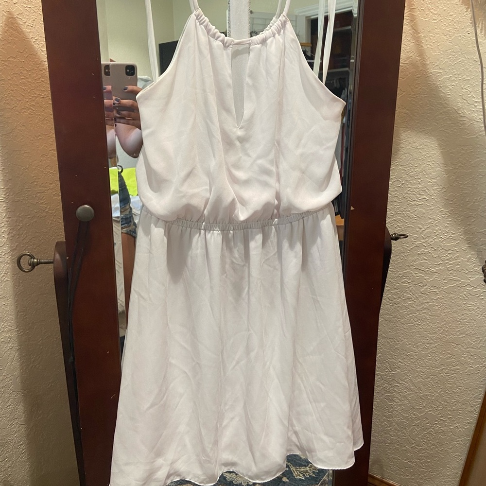 Bebe T back chiffon dress